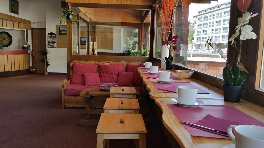 Les Balcons Du Soleil Aparthotel Font-Romeu-Odeillo-Via Екстериор снимка