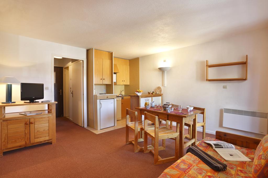 Les Balcons Du Soleil Aparthotel Font-Romeu-Odeillo-Via Екстериор снимка