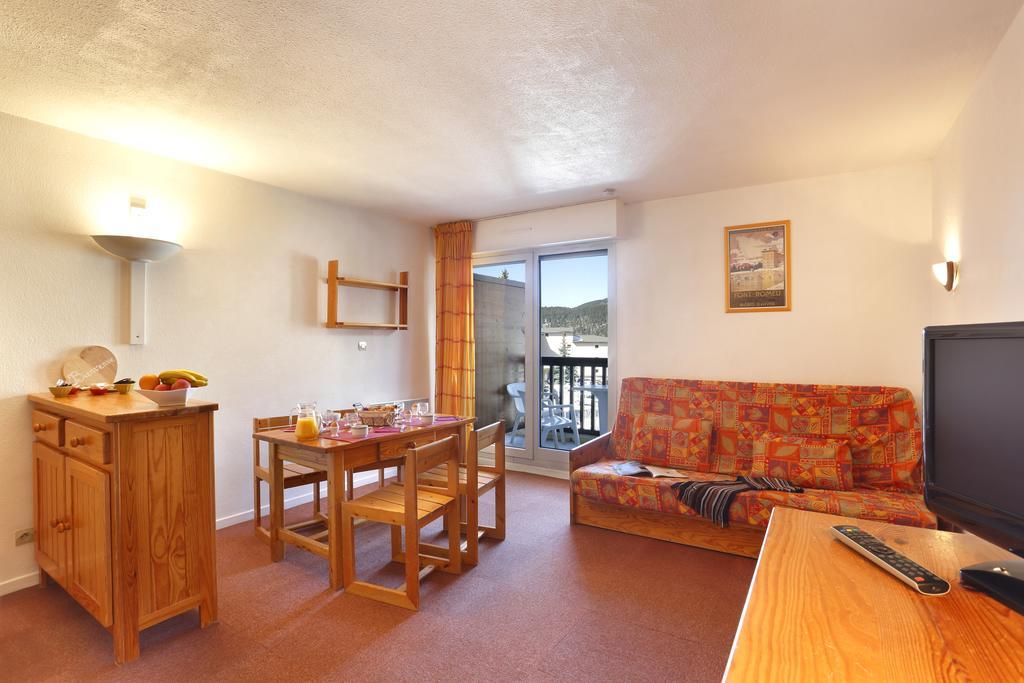 Les Balcons Du Soleil Aparthotel Font-Romeu-Odeillo-Via Екстериор снимка