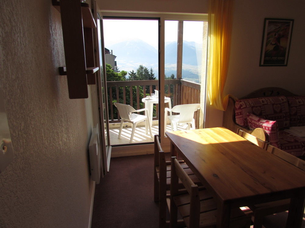 Les Balcons Du Soleil Aparthotel Font-Romeu-Odeillo-Via Екстериор снимка
